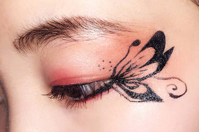 细节见真妆，狐狸小妖彩妆店加盟进口美妆加盟化妆刷科普